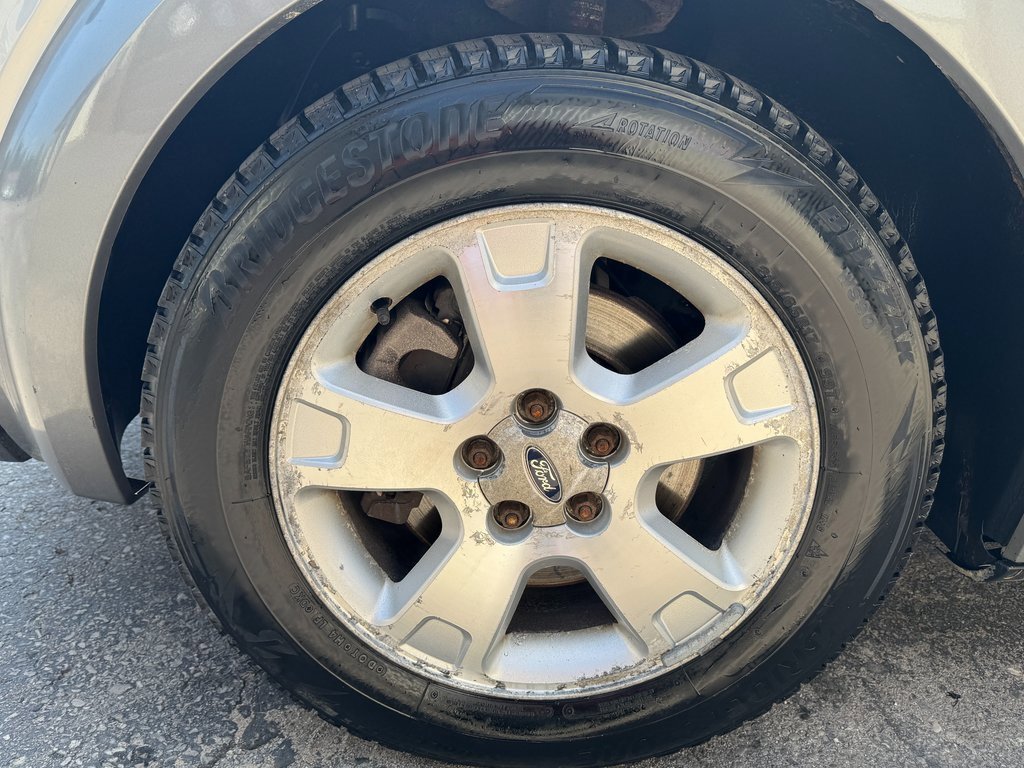 Used 2005 Ford Freestyle SE image 41