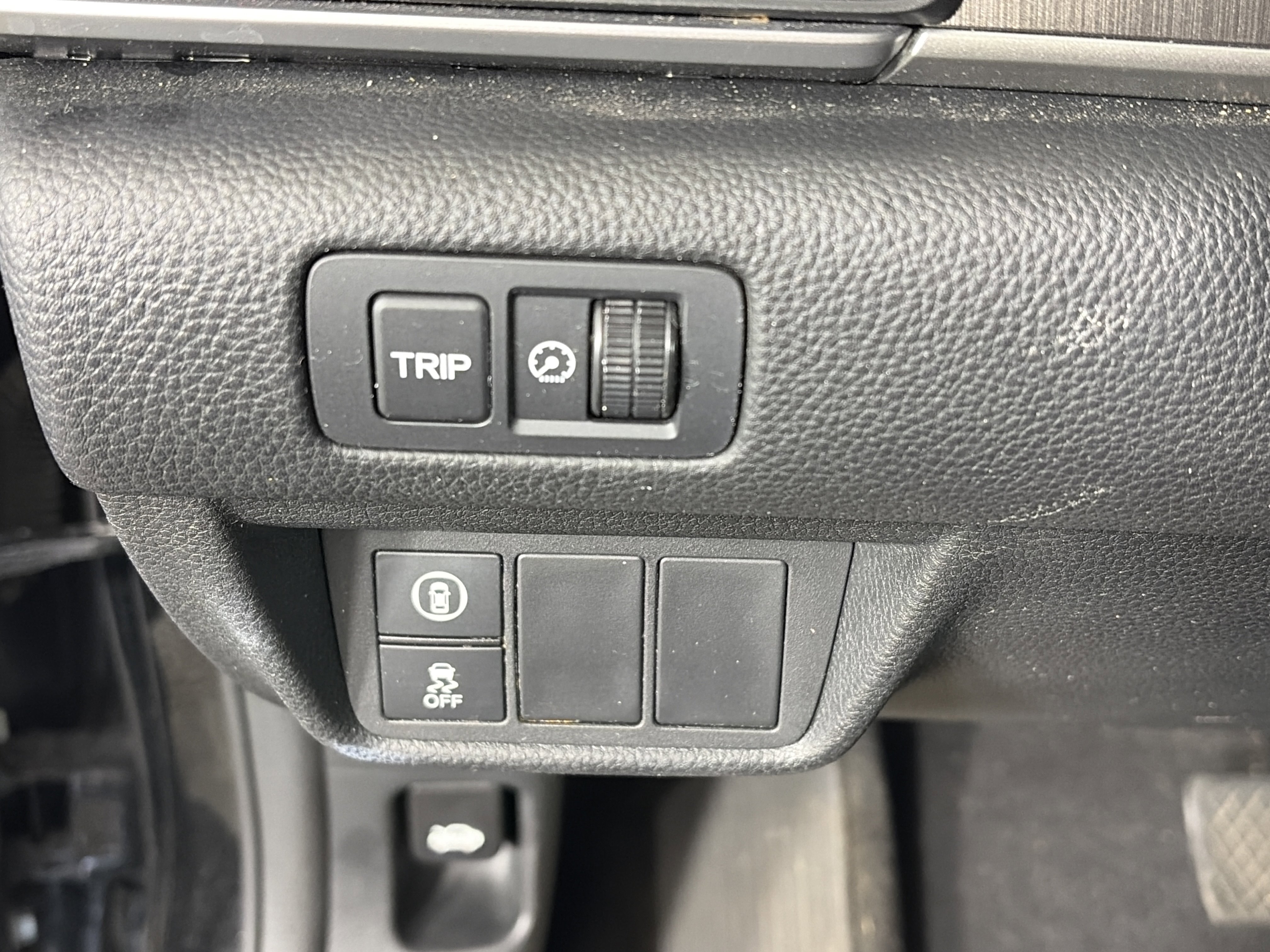Used 2018 Honda Accord LX image 25