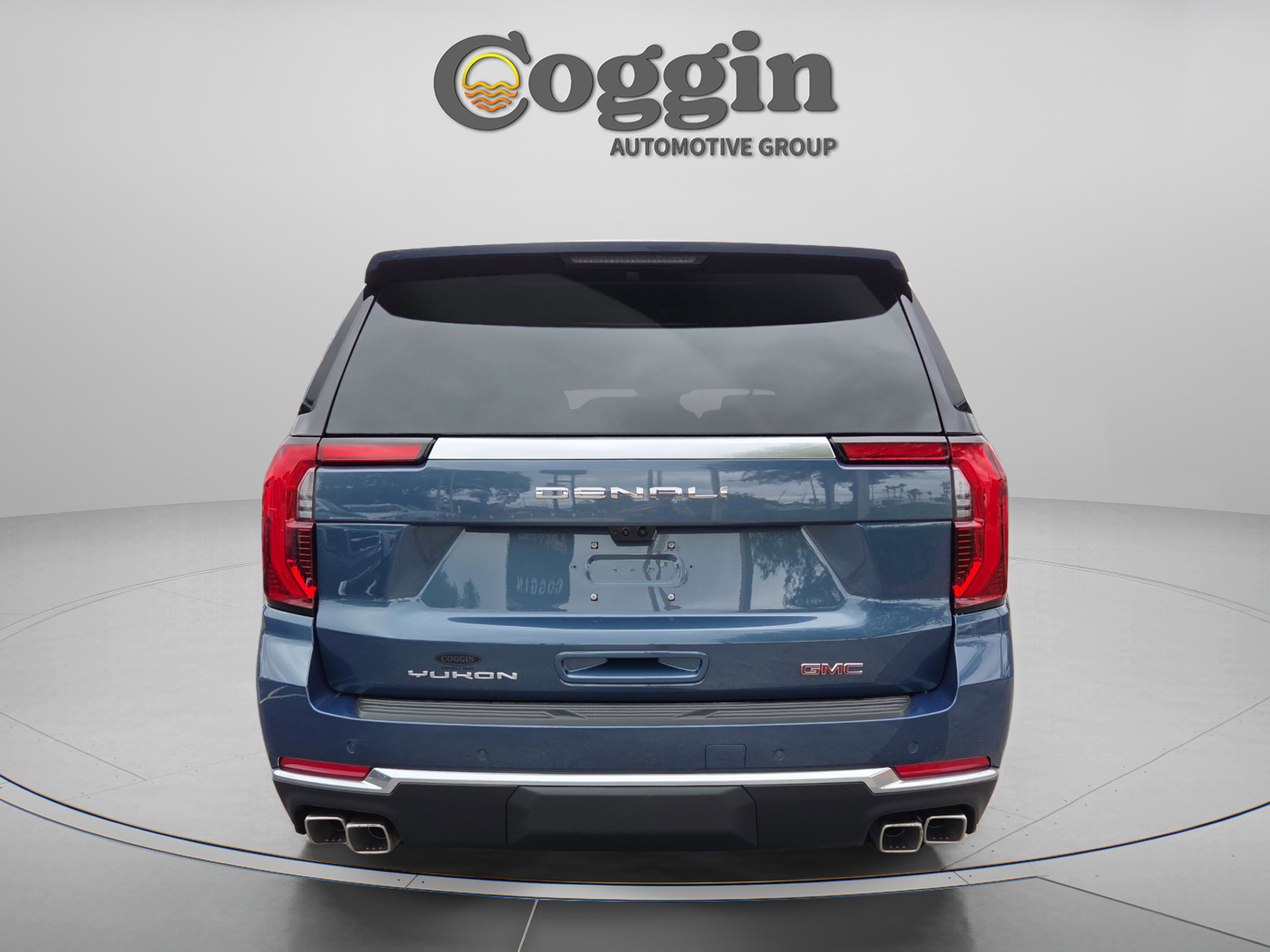 New 2026 GMC Yukon XL Denali w/ Denali Reserve Package AWD/4WD image 4