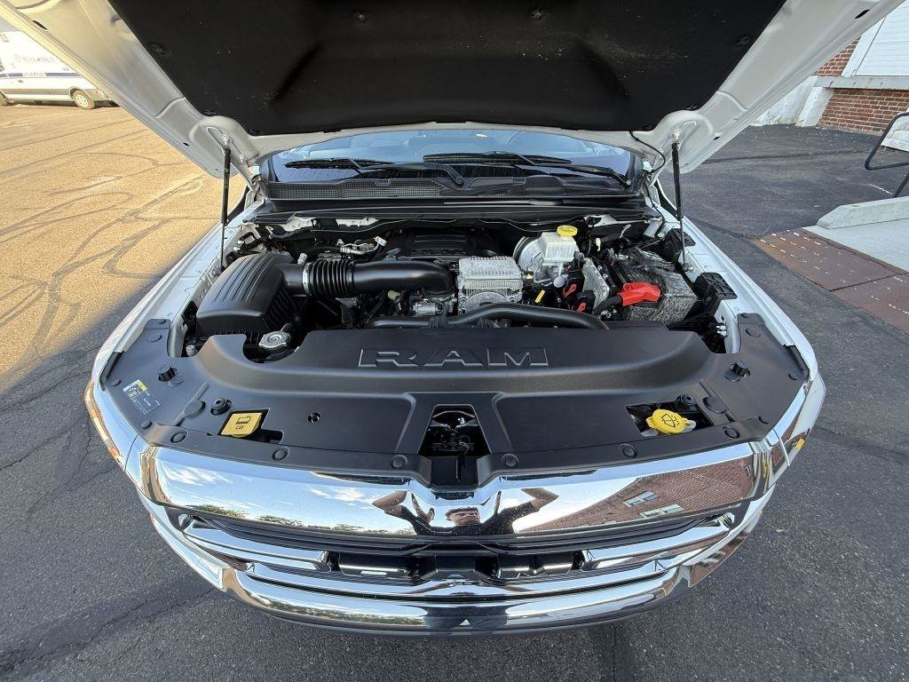 Used 2020 RAM 1500 Big Horn AWD/4WD image 36