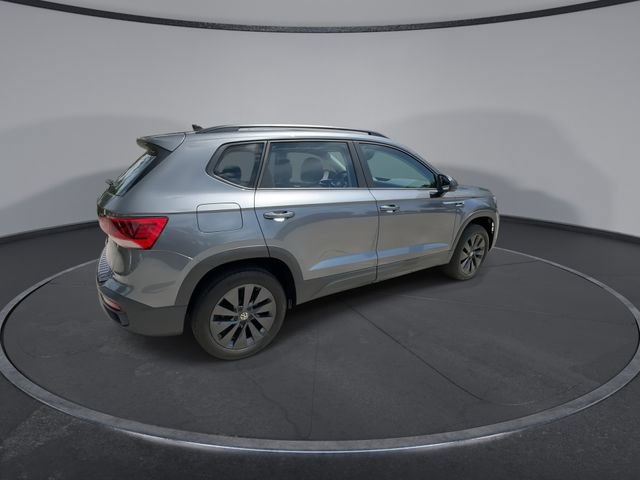 Used 2023 Volkswagen Taos S w/ Driver Assistance Package FWD image 8