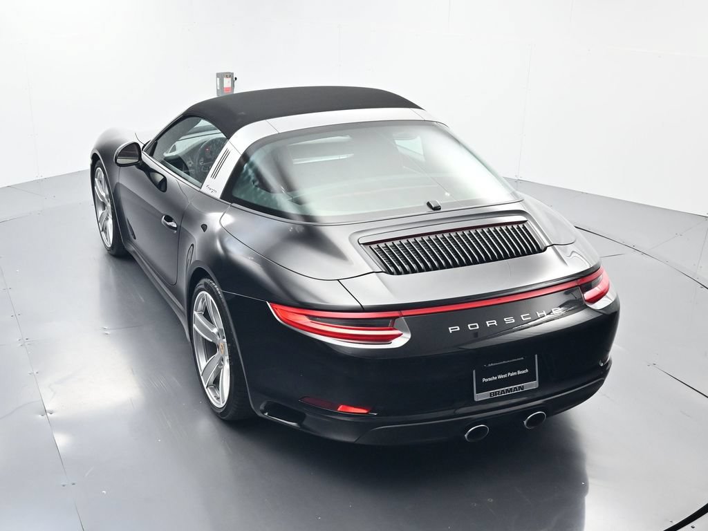Certified 2019 Porsche 911 Targa 4 AWD/4WD image 37