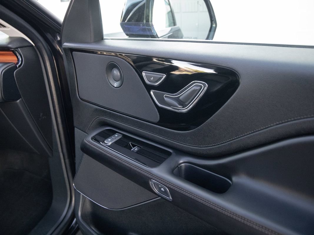 Used 2024 Lincoln Aviator Reserve image 22