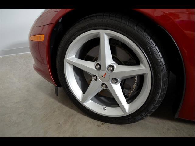 Used 2013 Chevrolet Corvette Convertible RWD image 10