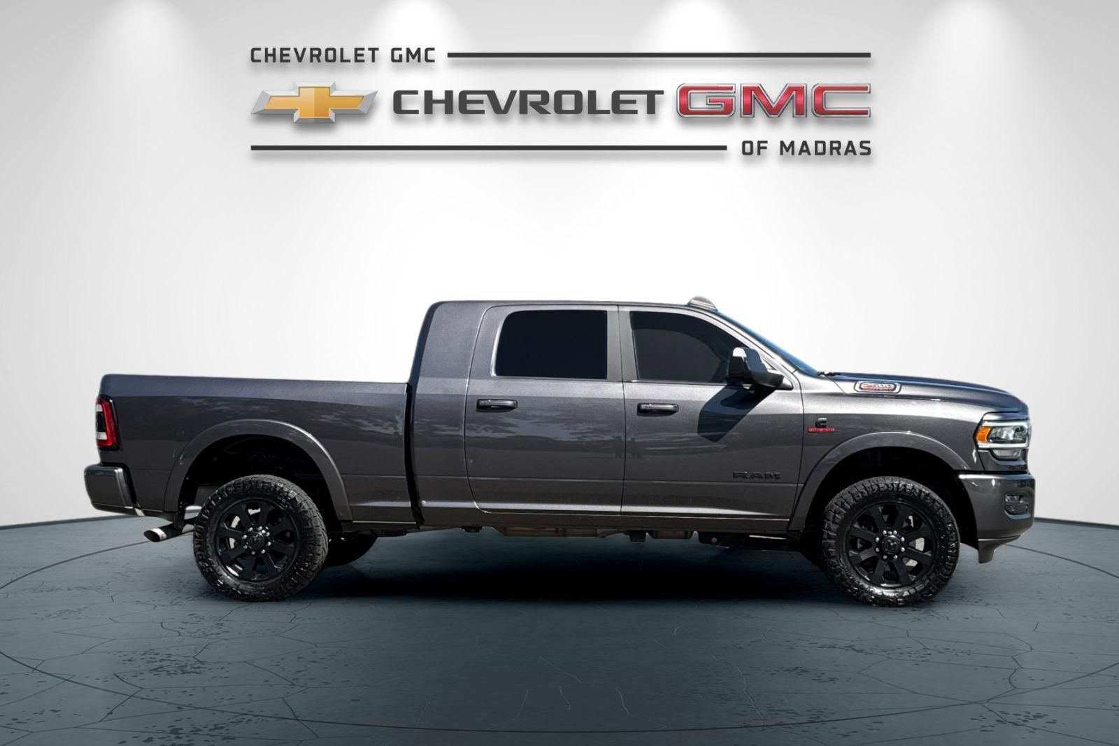 Used 2021 RAM 2500 Laramie w/ Night Edition image 2