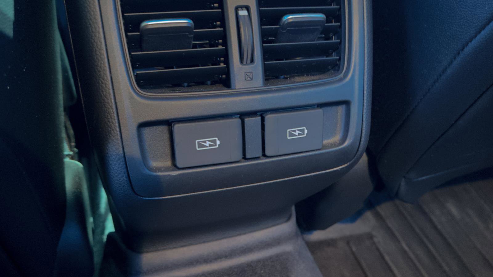 Used 2022 Honda Accord Touring image 9