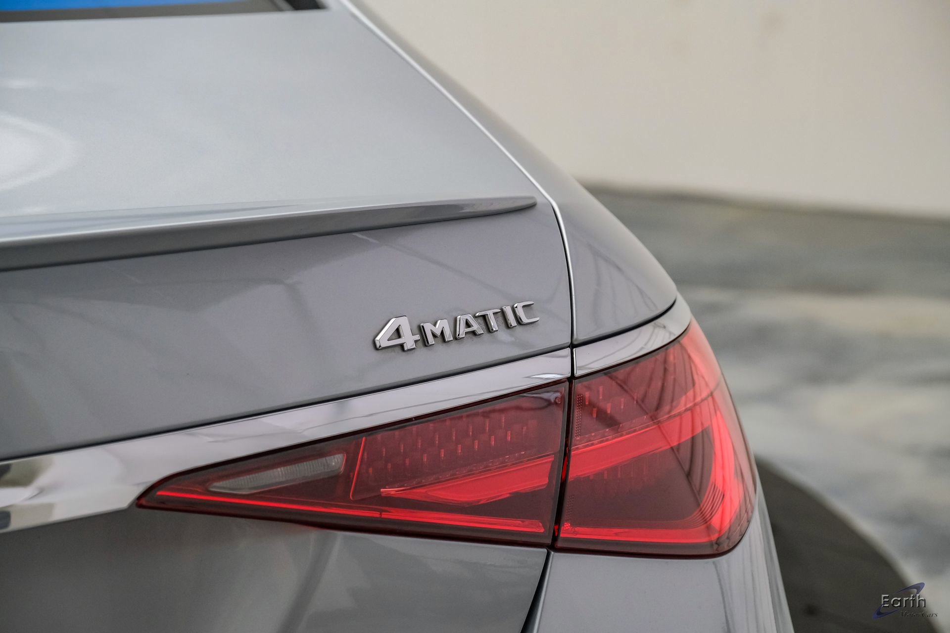 Used 2022 Mercedes-Benz S 580 4MATIC Sedan w/ AMG Line Package image 19