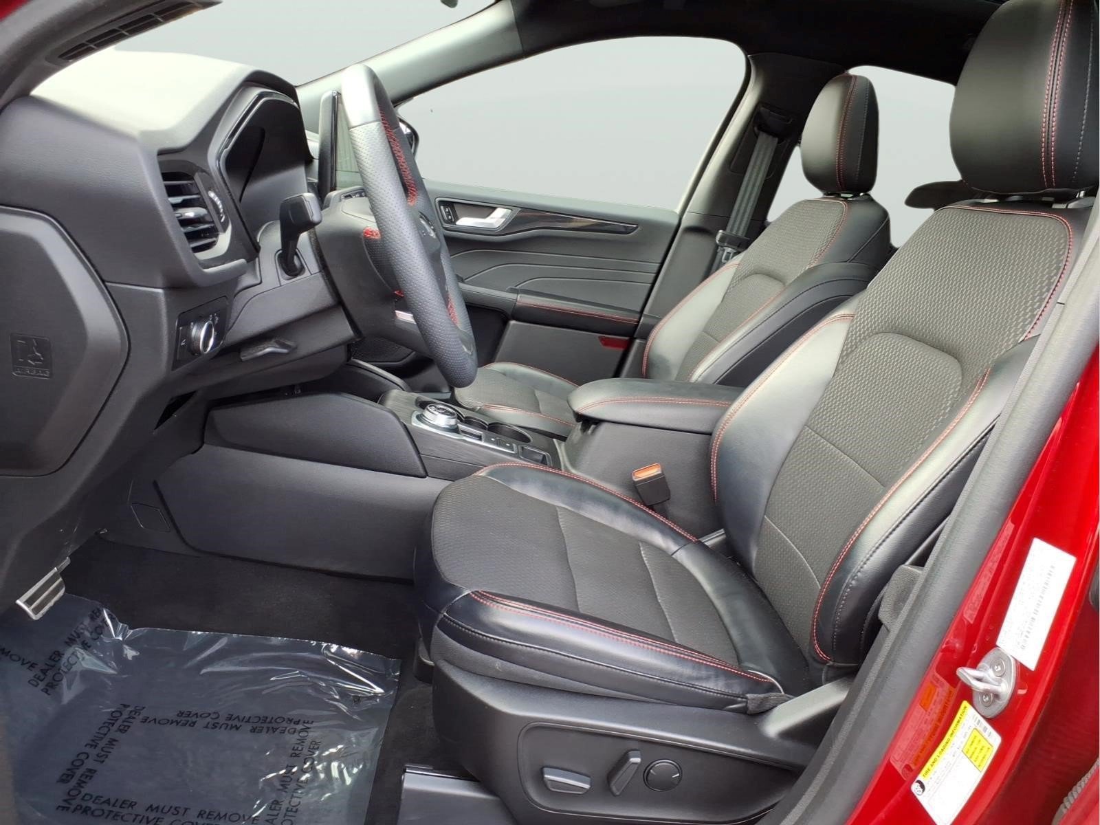 Used 2023 Ford Escape ST-Line w/ Tech Pack #1 AWD/4WD image 16