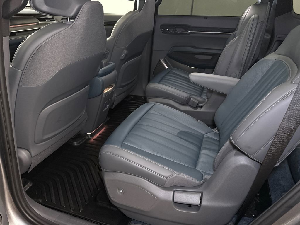 Certified 2024 Kia EV9 GT-Line image 24