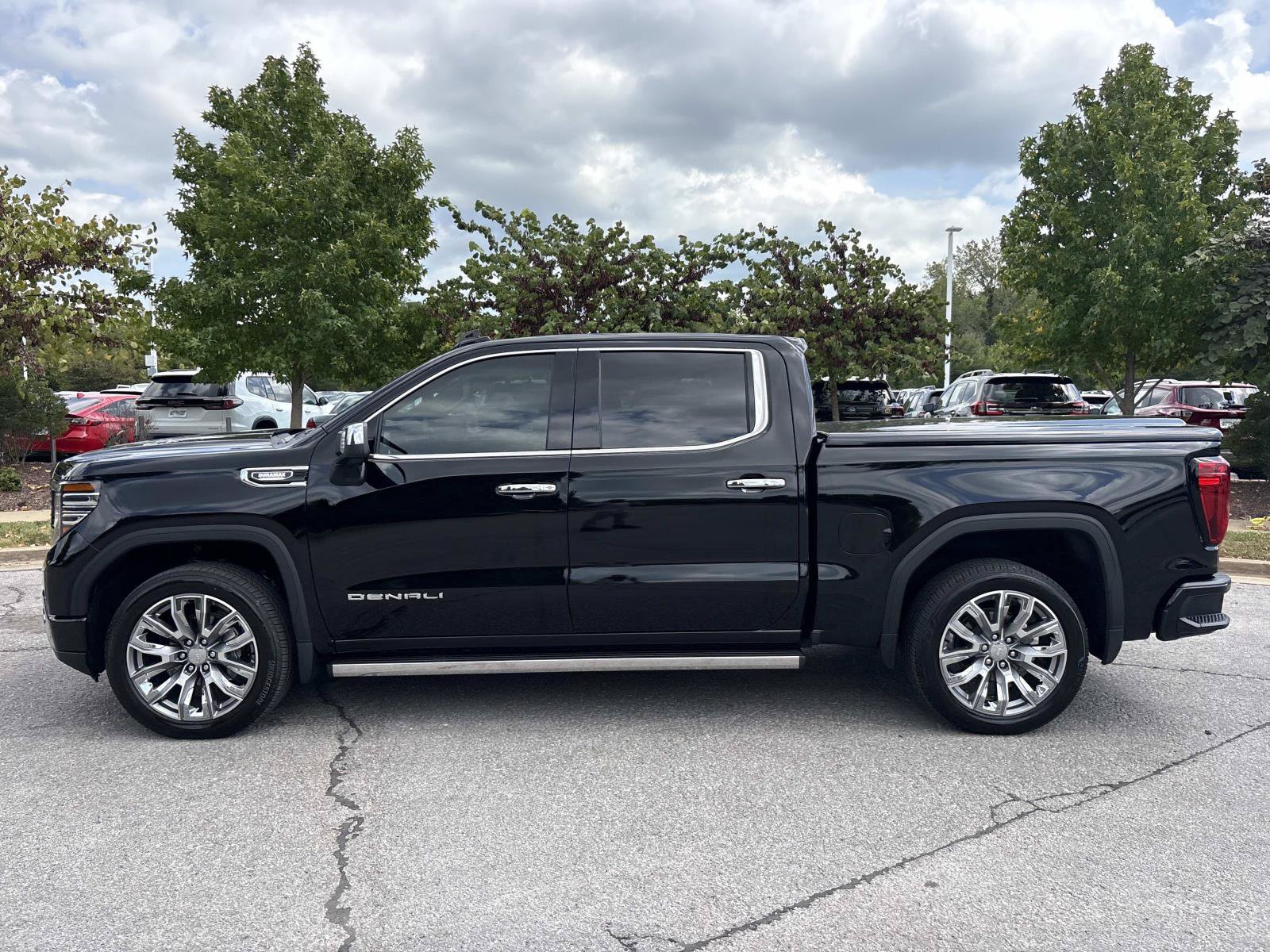 Used 2026 GMC Sierra 1500 Denali w/ Denali Reserve Package AWD/4WD image 5