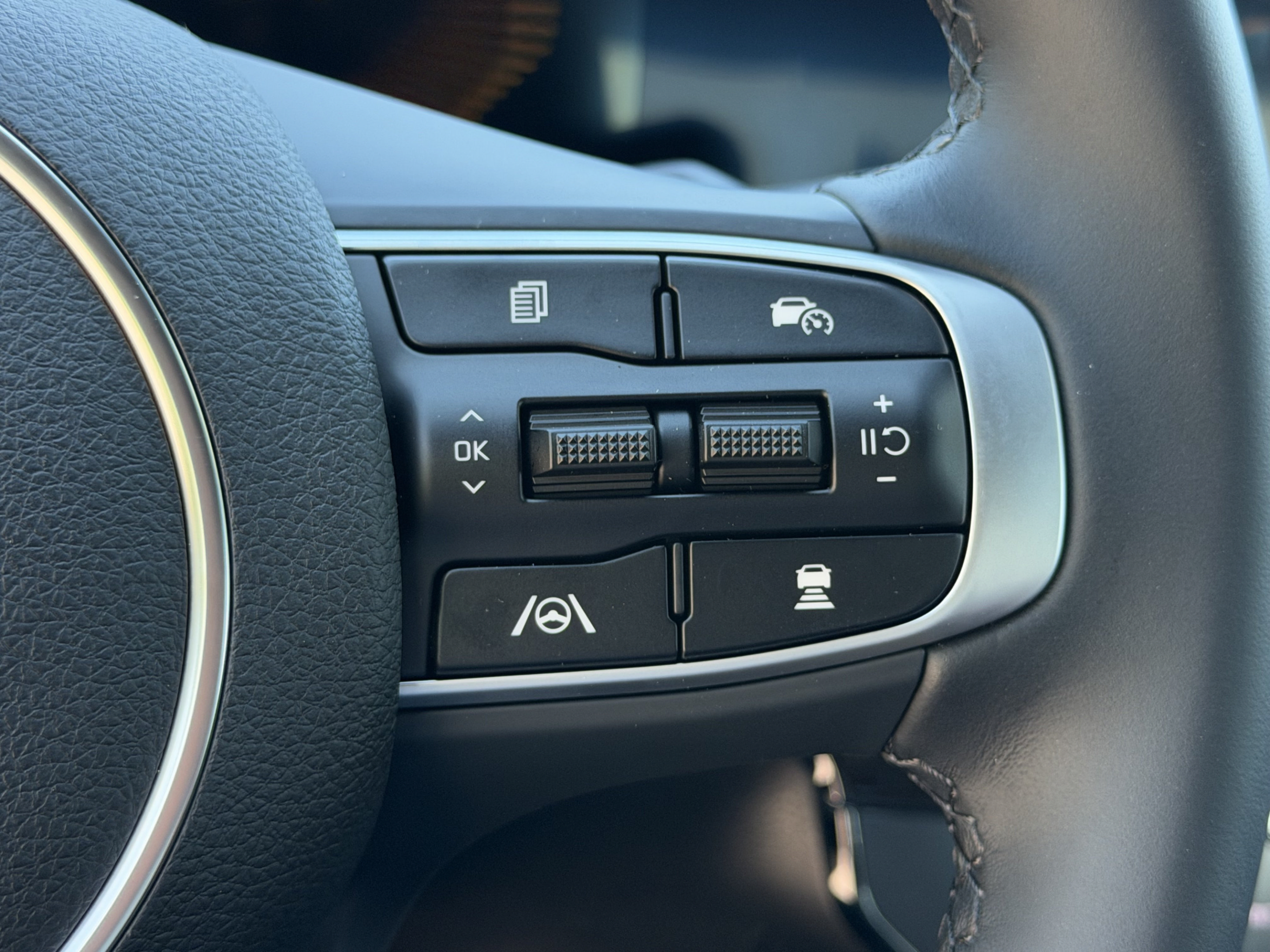New 2026 Kia K5 GT-Line image 10