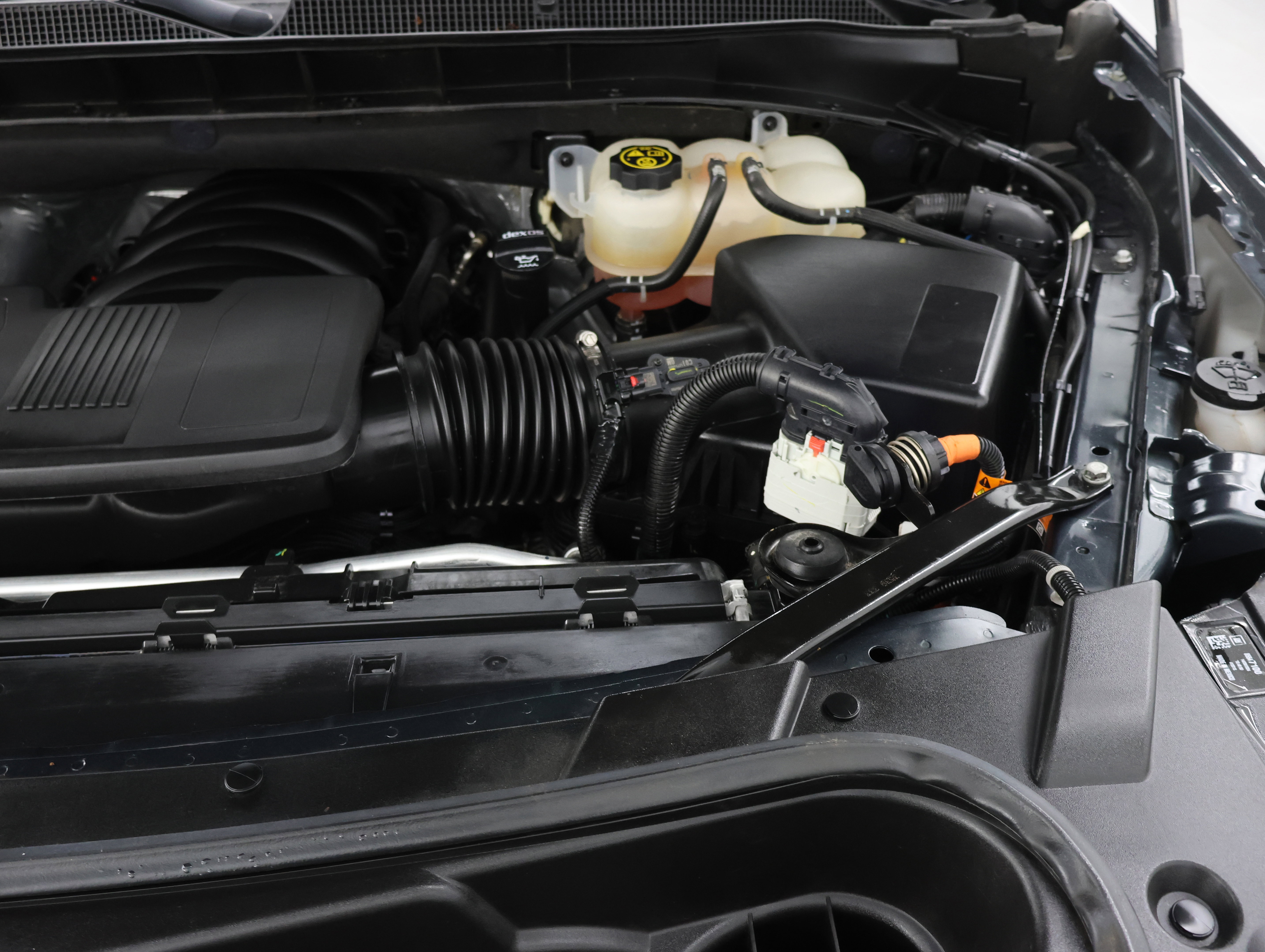 Used 2022 Chevrolet Tahoe Z71 w/ Z71 Off-Road Package image 26