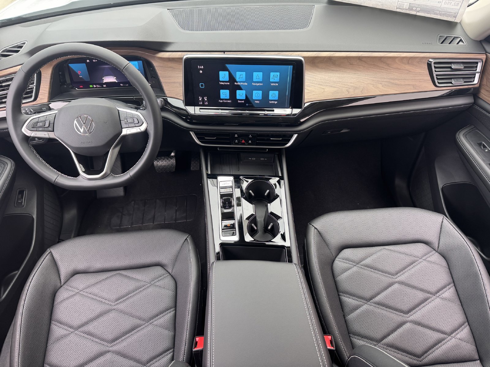 New 2026 Volkswagen Atlas SE FWD image 11