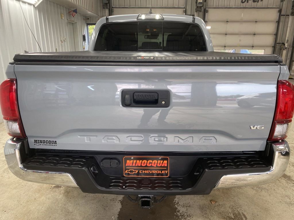 Used 2019 Toyota Tacoma TRD Off-Road AWD/4WD image 9