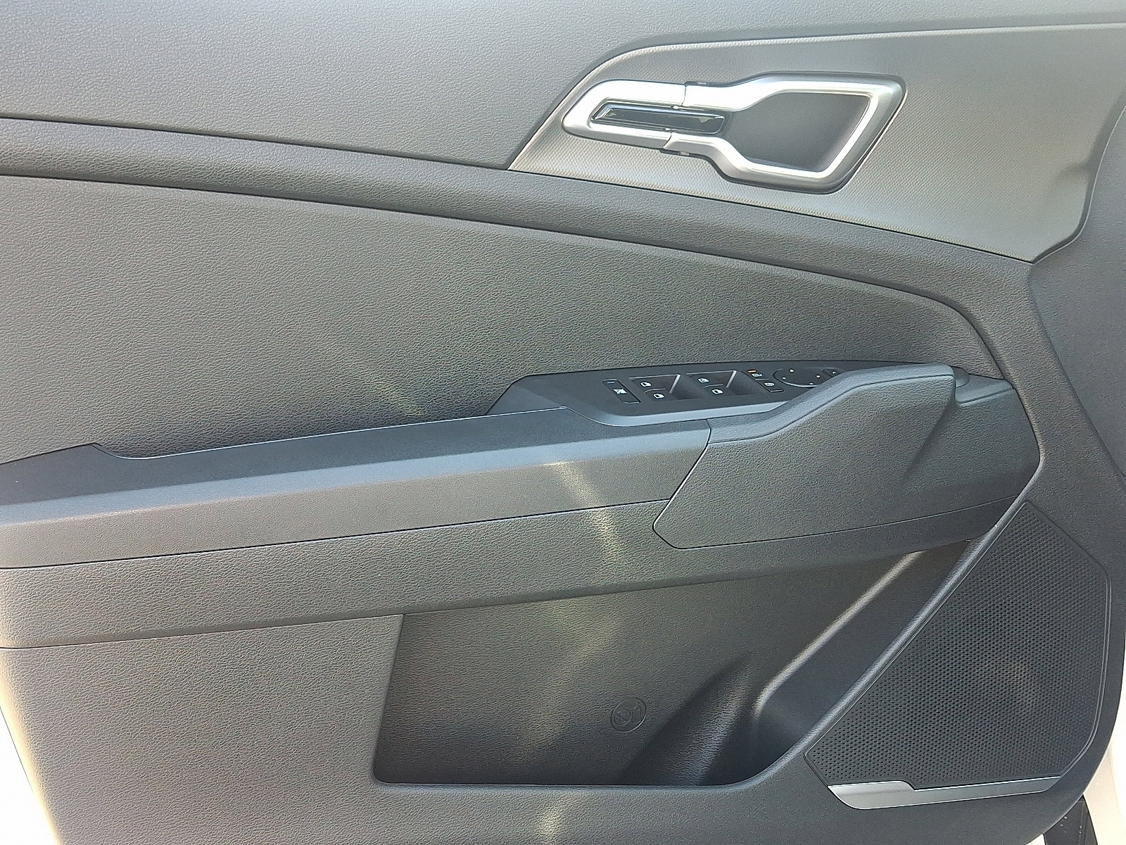 Used 2026 Kia Sportage LX w/ LX Convenience Package image 12