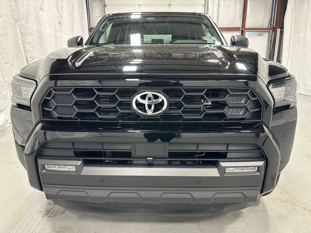 Used 2025 Toyota 4Runner TRD Off-Road AWD/4WD image 2