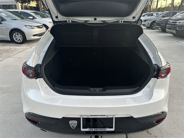 Used 2019 MAZDA MAZDA3 Hatchback w/ Premium Package image 21