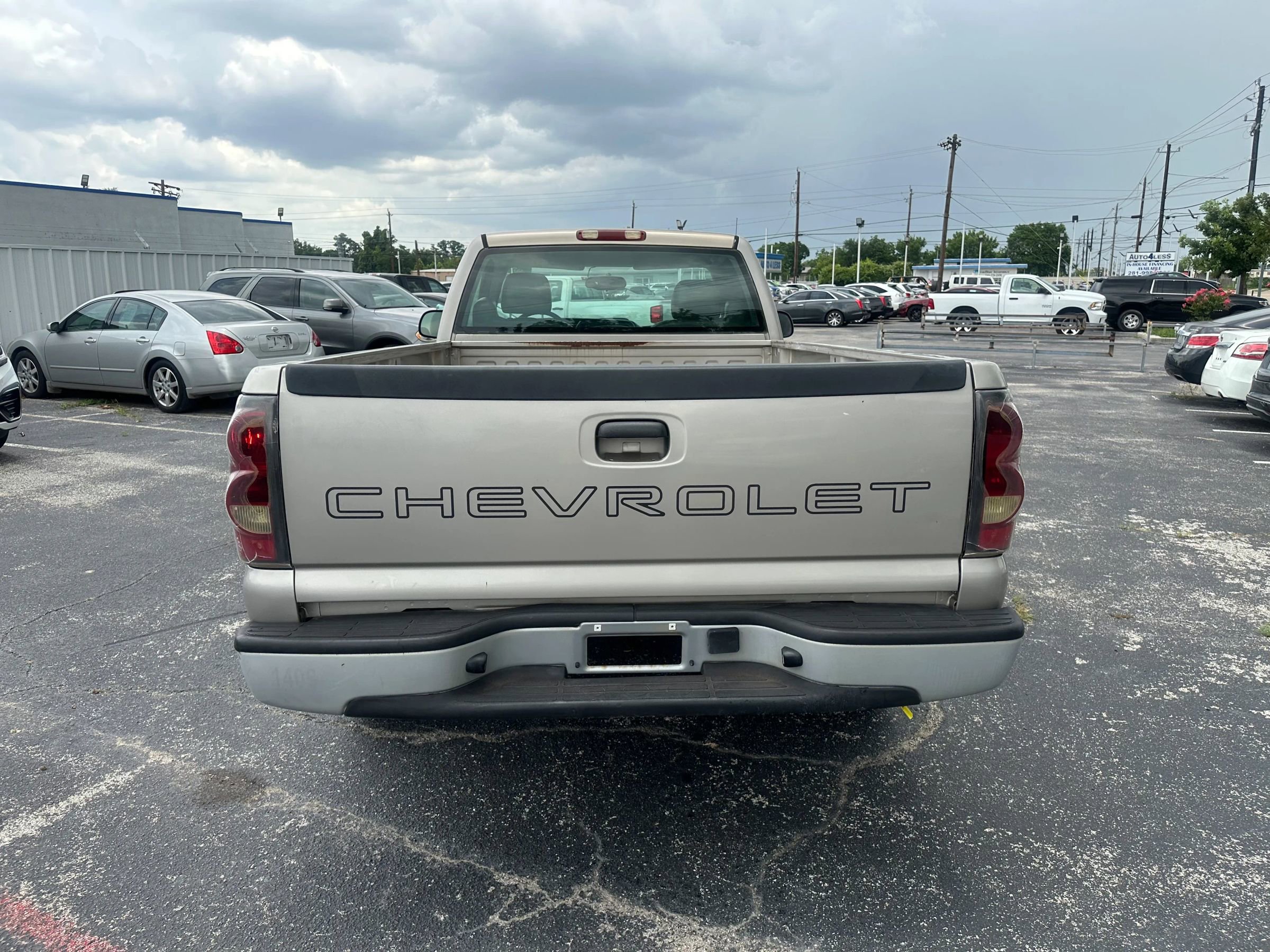 Used 2004 Chevrolet Silverado 1500 W/T RWD image 6