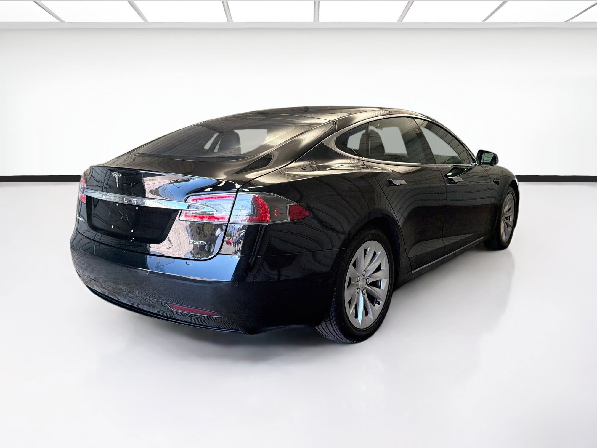 Used 2018 Tesla Model S AWD image 4