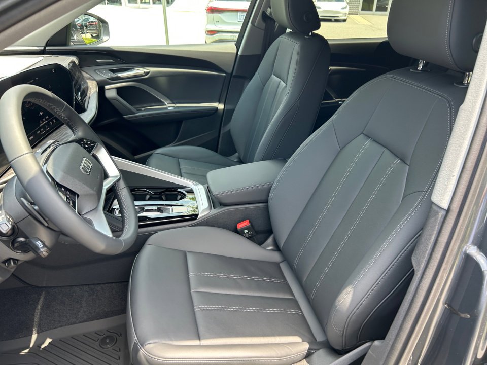 Certified 2025 Audi Q5 Premium Plus w/ Premium Plus image 30