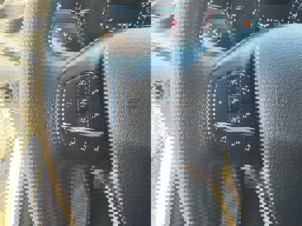 Used 2023 Ford Transit 350 XLT image 21