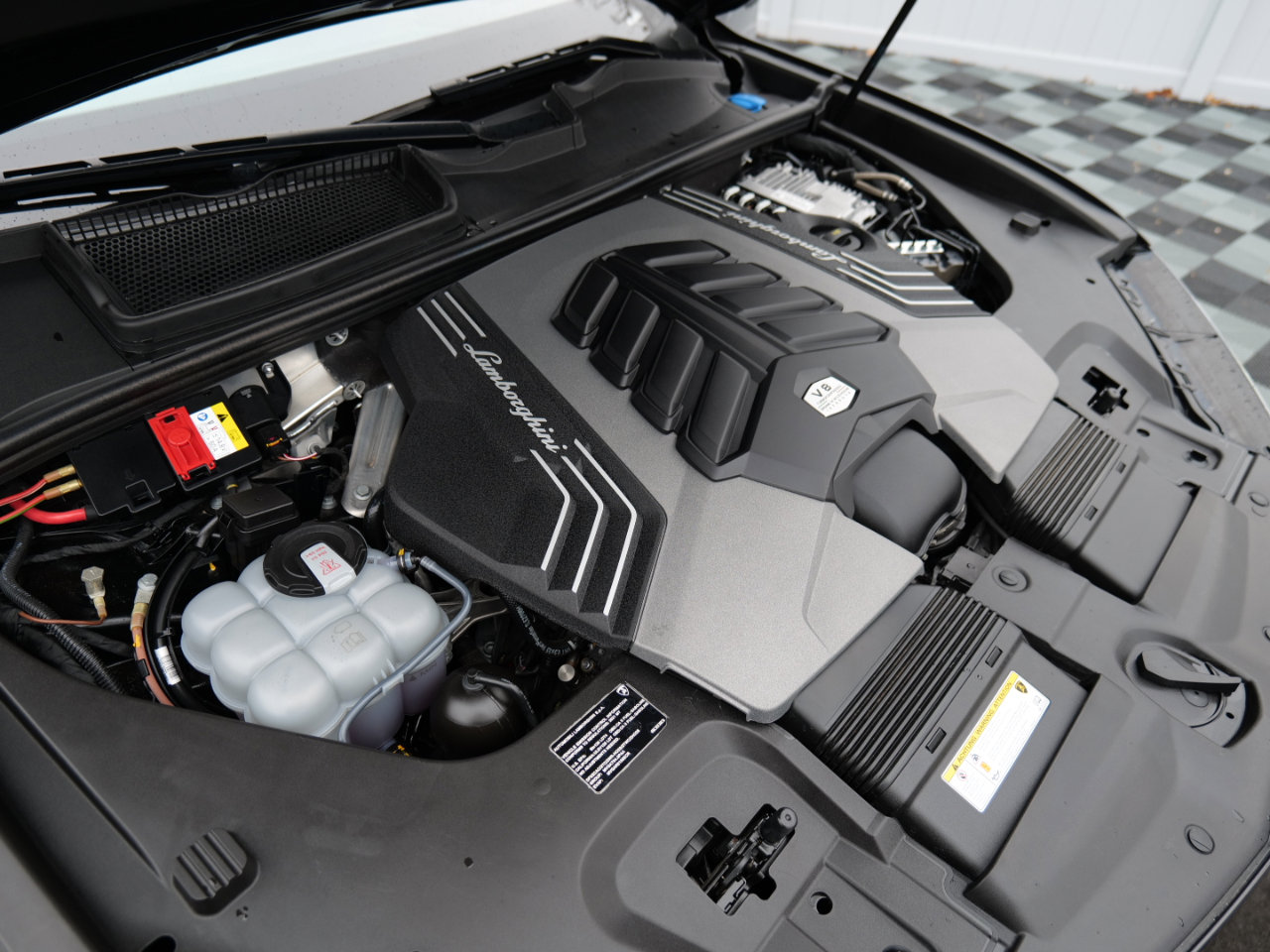 Used 2021 Lamborghini Urus image 55