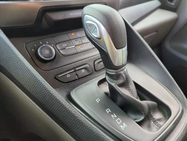 Used 2021 Ford Transit Connect XLT image 12