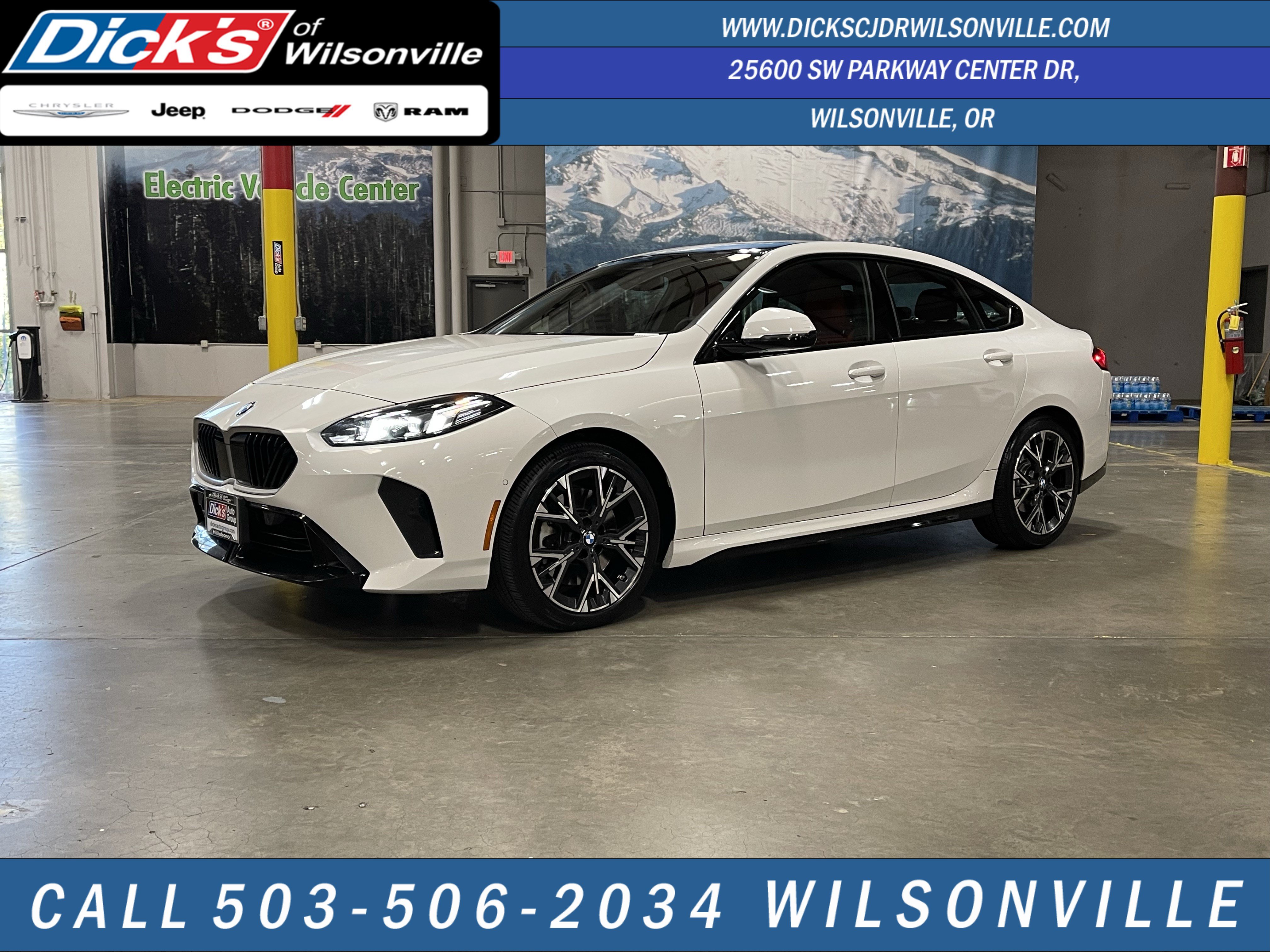 Used 2025 BMW 228i xDrive AWD/4WD image 1