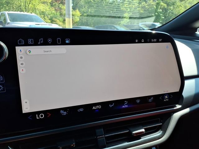 Used 2025 Chevrolet Equinox EV RS image 32