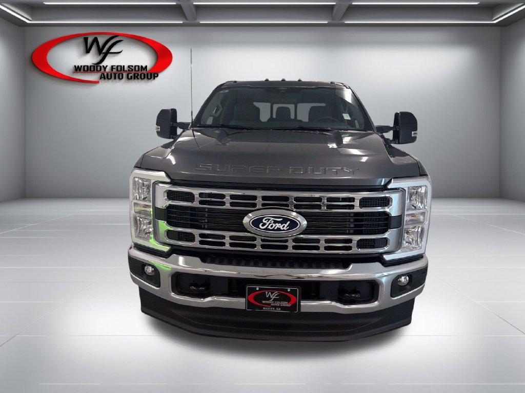 New 2027 Ford F350 XL w/ XL Chrome Package AWD/4WD image 2