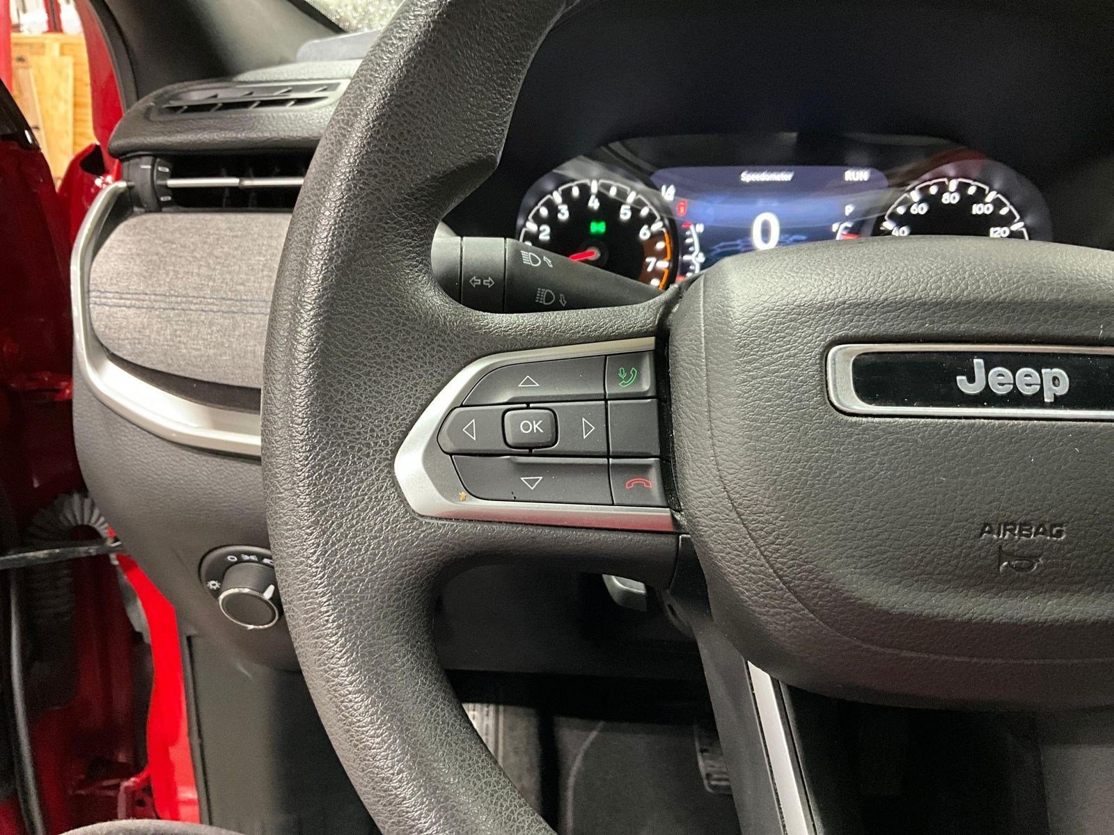 Used 2023 Jeep Compass Sport AWD/4WD image 10