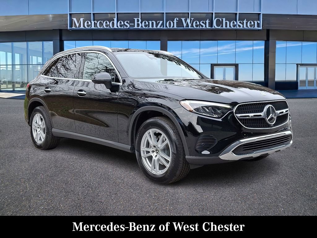 Certified 2025 Mercedes-Benz GLC 300 4MATIC image 1