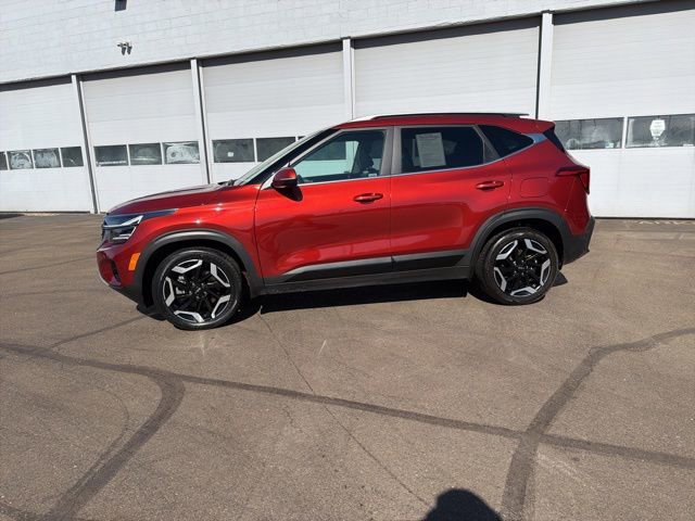 Used 2025 Kia Seltos SX w/ SX Sunroof Package image 18