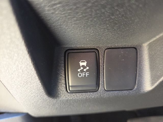 Used 2022 Nissan Frontier SV RWD image 30