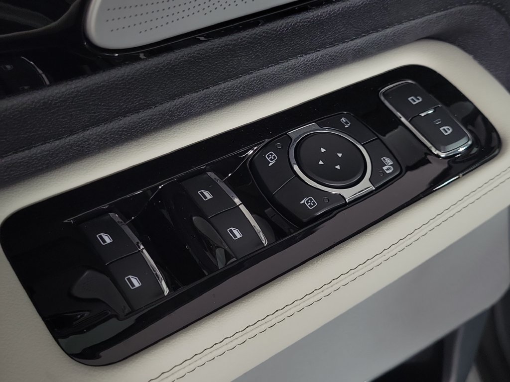 New 2027 Lincoln Aviator Reserve w/ Luxury Package RWD image 20