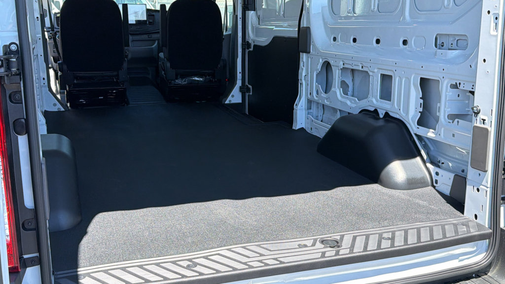 New 2026 Ford Transit 250 148 Medium Roof Extended AWD image 25
