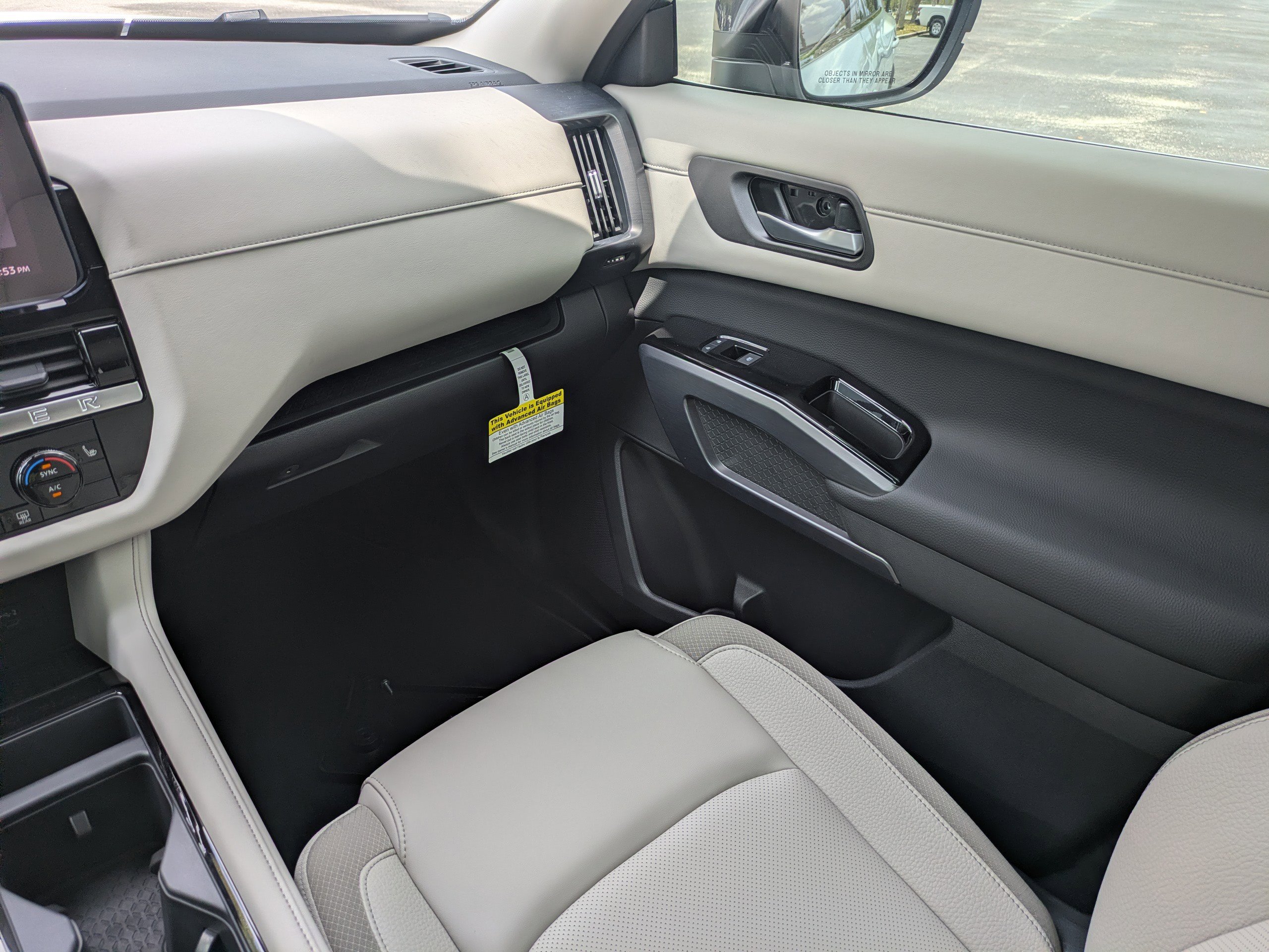 New 2026 Nissan Pathfinder SL FWD image 21