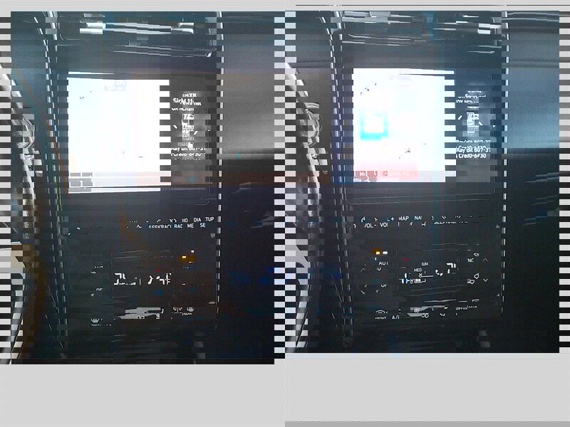 Used 2023 Hyundai Santa Cruz Limited image 3