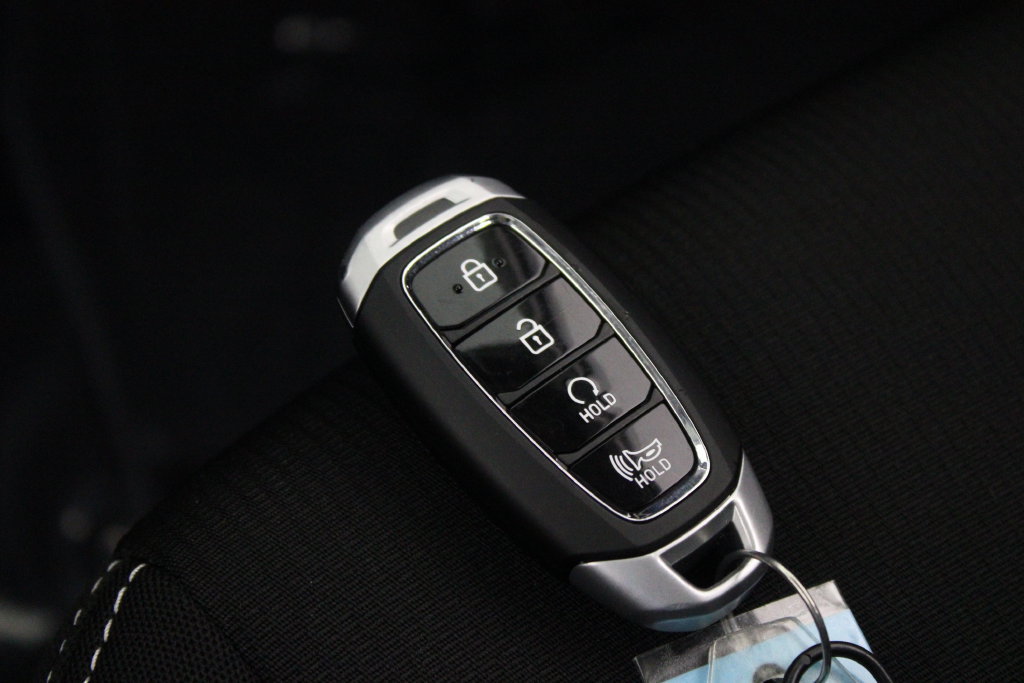 Certified 2026 Hyundai Venue SEL FWD image 29