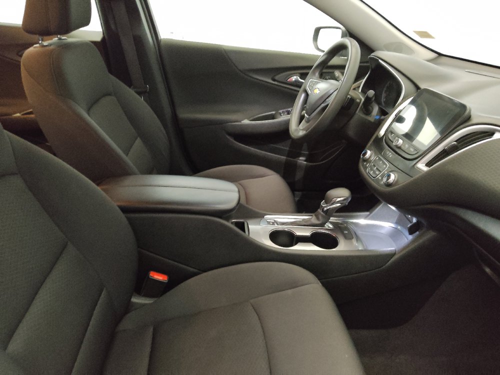Used 2023 Chevrolet Malibu LT FWD image 21