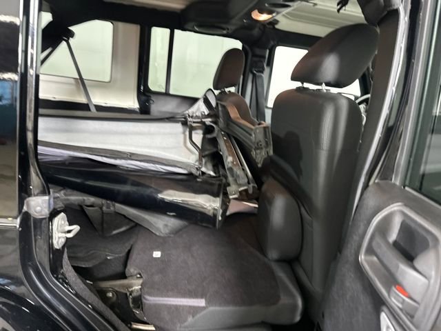 Used 2012 Jeep Wrangler Unlimited Sahara w/ Connectivity Group image 47