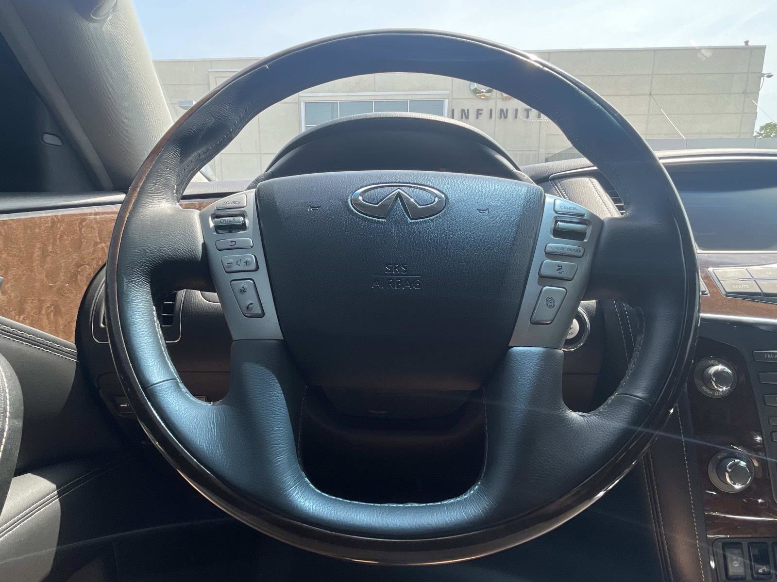 Used 2017 INFINITI QX80 2WD w/ Driver Assistance Package image 28