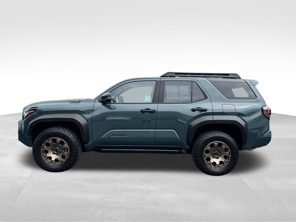 Certified 2025 Toyota 4Runner TRD Off-Road AWD/4WD image 2