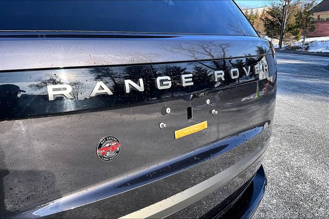 Used 2024 Land Rover Range Rover Long Wheelbase SE image 7