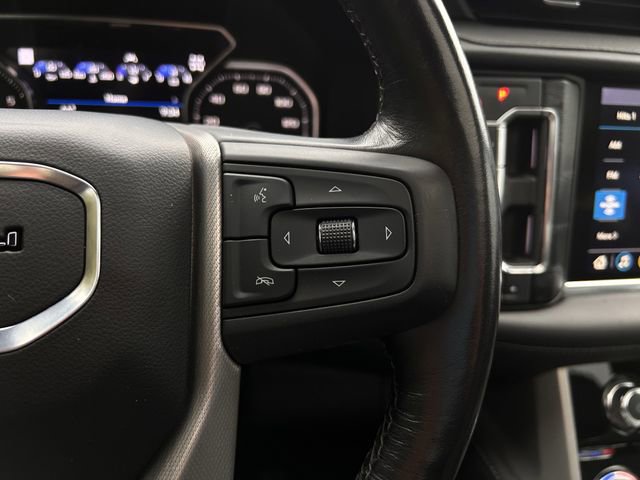 Used 2021 GMC Yukon Denali w/ Denali Premium Package image 15