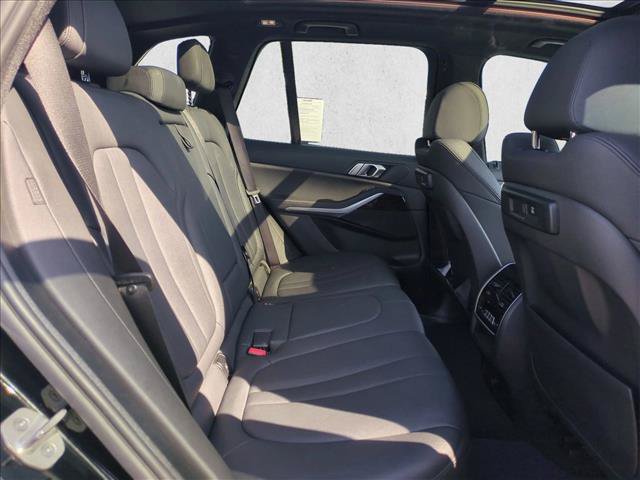 Used 2021 BMW X5 xDrive40i w/ Convenience Package AWD/4WD image 22
