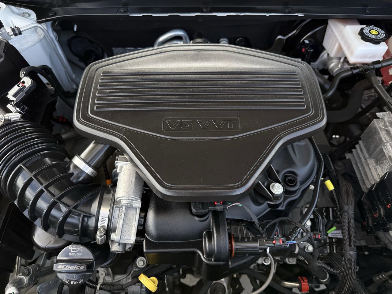Certified 2023 GMC Acadia AT4 w/ Trailering Package AWD/4WD image 28