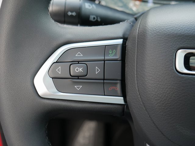 Used 2024 Jeep Compass Latitude w/ Sun and Sound Group image 16