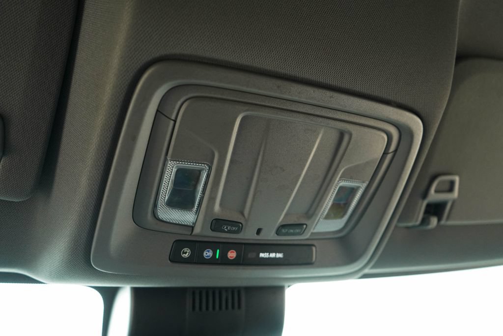Used 2022 Chevrolet Silverado 1500 Custom AWD/4WD image 12