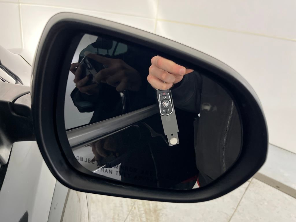 Used 2020 Buick Encore GX Select image 50